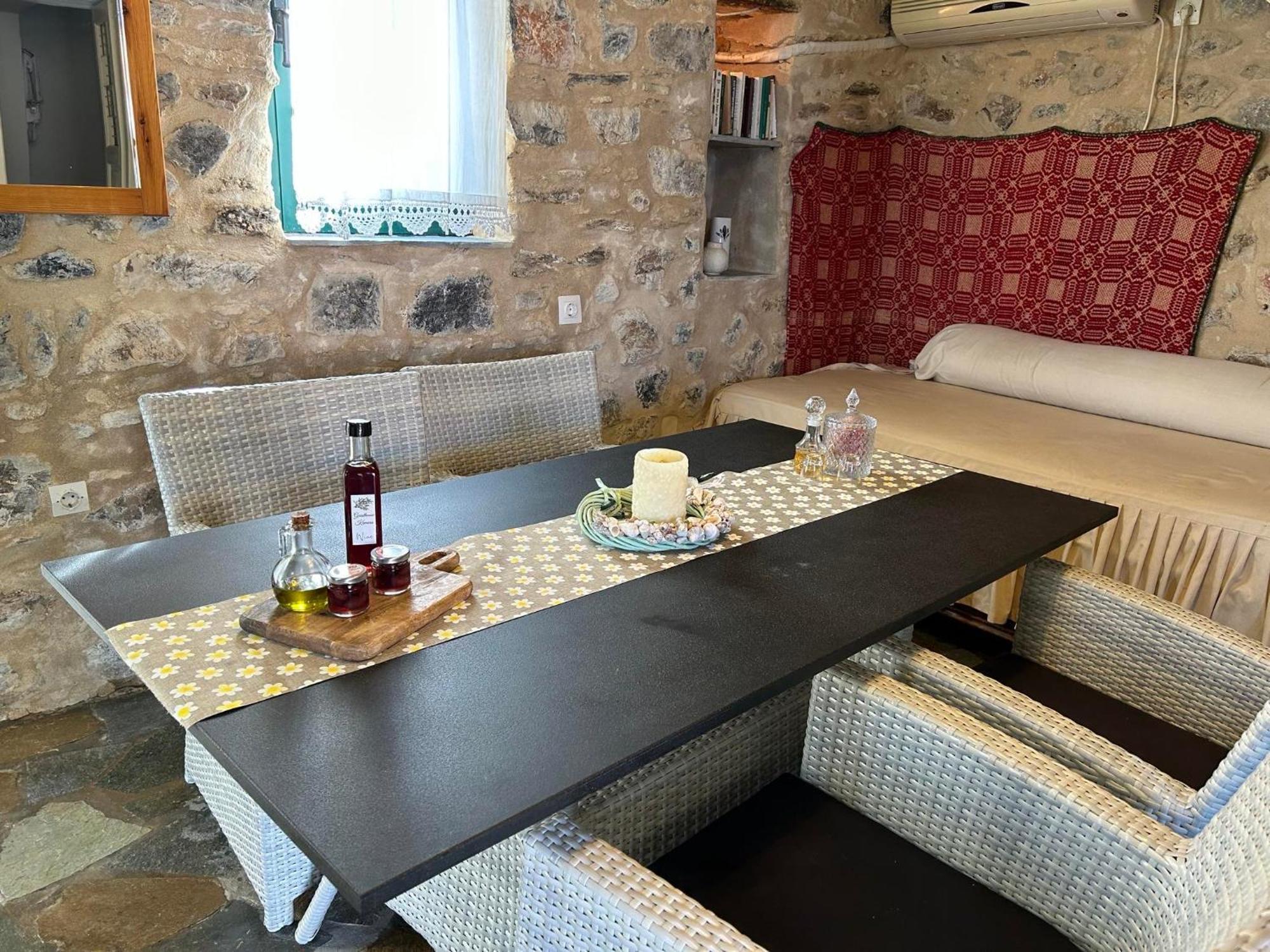 Guesthousekamara Monemvasia Exterior photo
